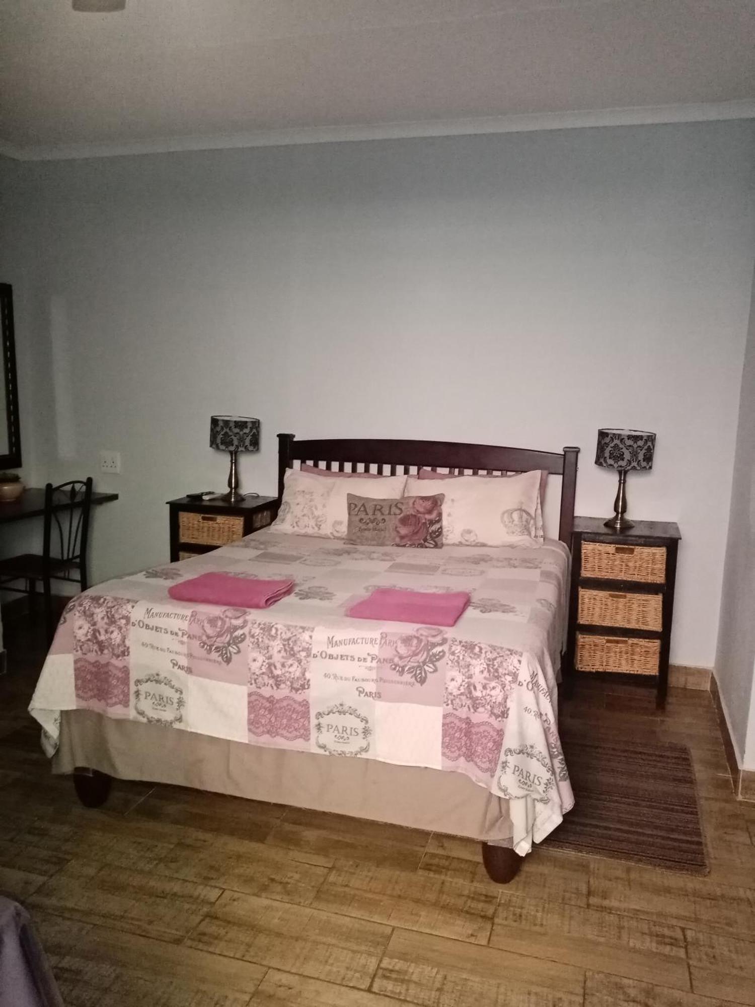 De La Rose Guesthouse Lephalale Eksteriør billede